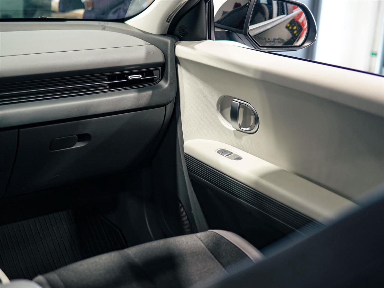 2022 Hyundai IONIQ 5 PREFERRED AWD | LONG RANGE 4 NEW TIRES Photo