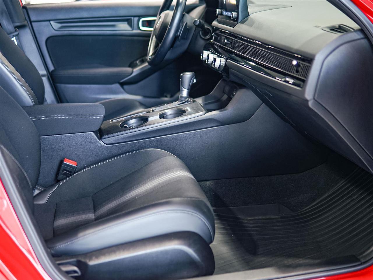2022 Honda Civic SPORT | HATCHBACK | SUNROOF | NO ACCIDENTS Photo