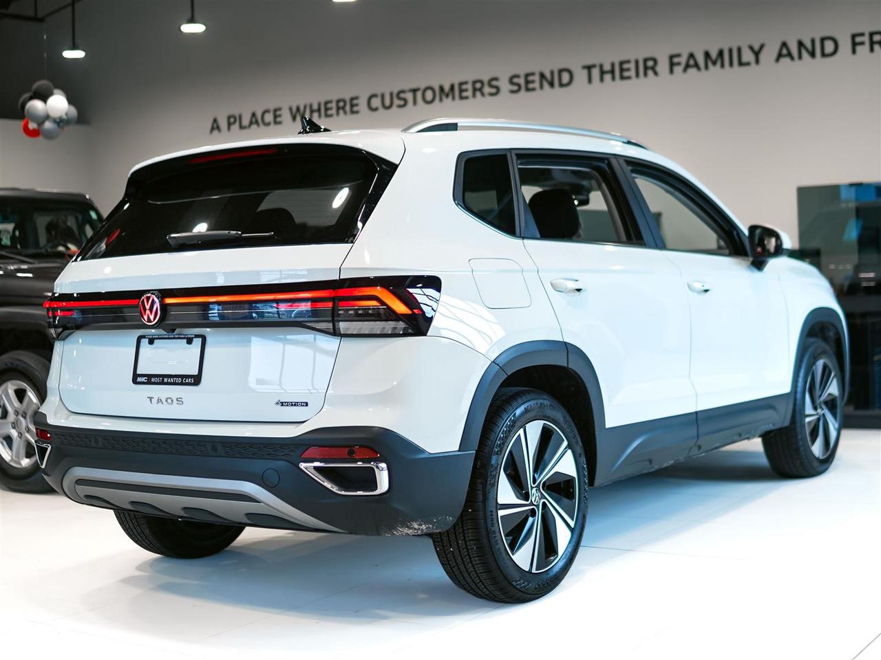 2025 Volkswagen Taos COMFORTLINE | AWD | 1 OWNER | NO ACCIDENTS Photo