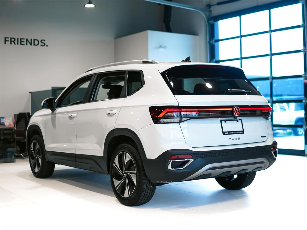 2025 Volkswagen Taos COMFORTLINE | AWD | 1 OWNER | NO ACCIDENTS Photo