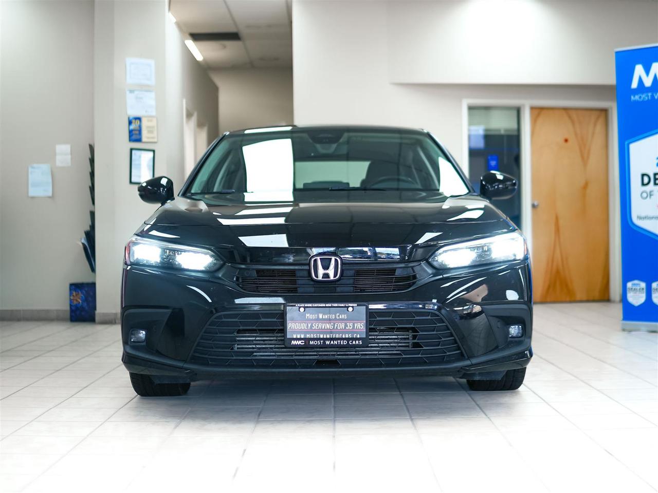 2023 Honda Civic TOURING | NAV | LTHR | ROOF | NO ACCIDENTS Photo