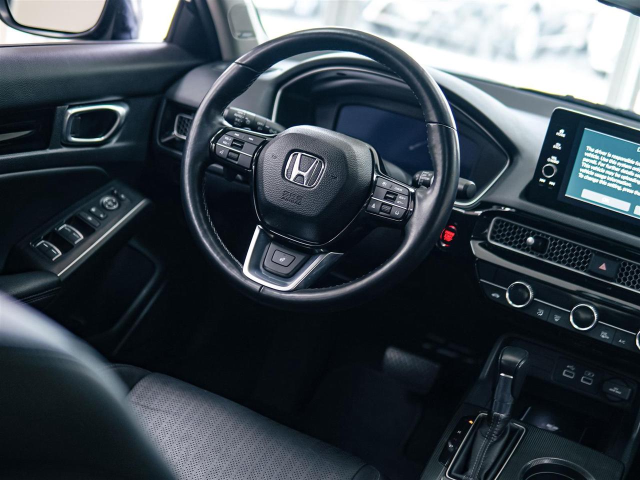 2023 Honda Civic TOURING | NAV | LTHR | ROOF | NO ACCIDENTS Photo