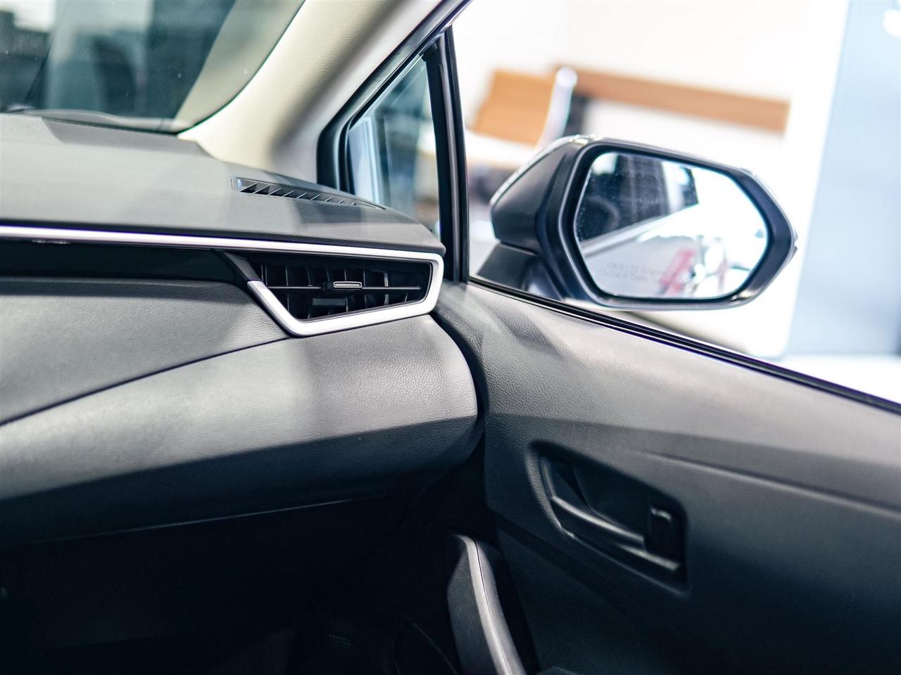 2025 Toyota Corolla LE | BLIND SPOT | APP CONNECT | NO ACCIDENTS Photo