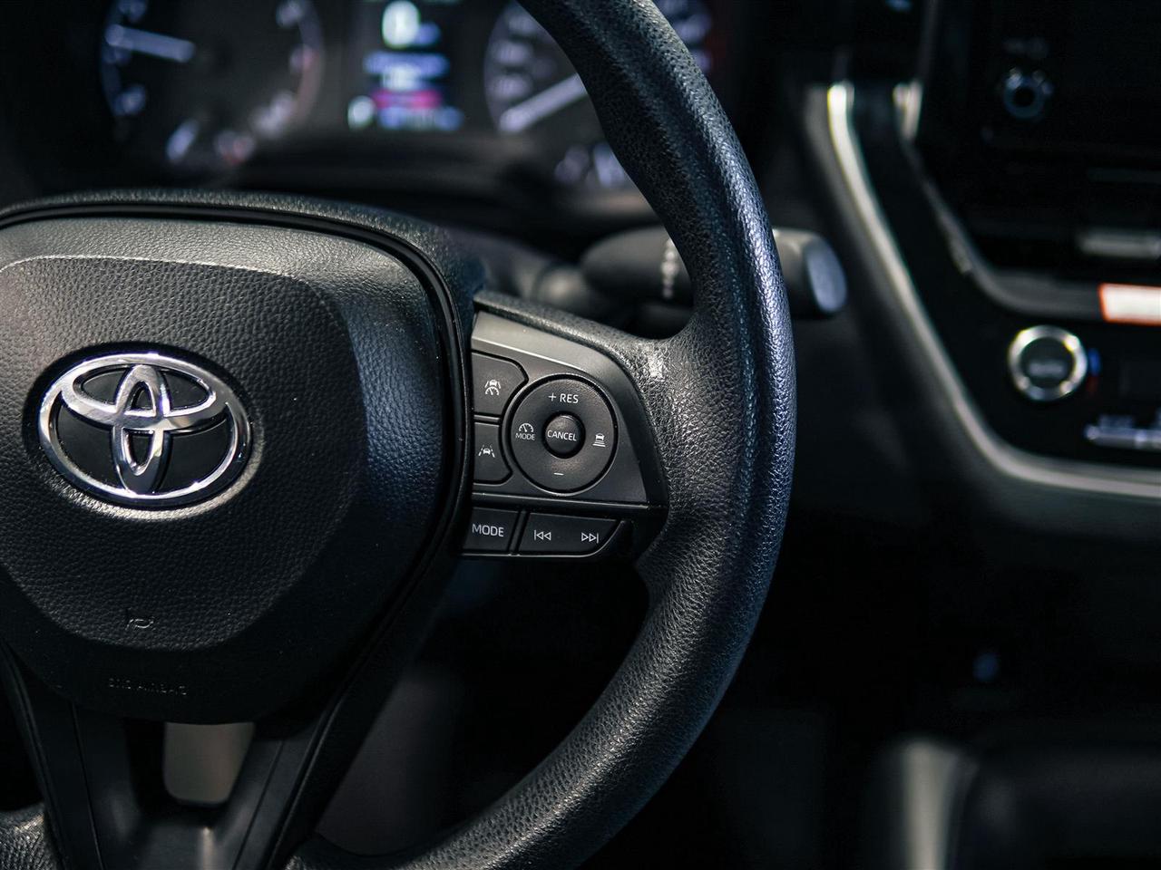 2025 Toyota Corolla LE | BLIND SPOT | APP CONNECT | NO ACCIDENTS Photo
