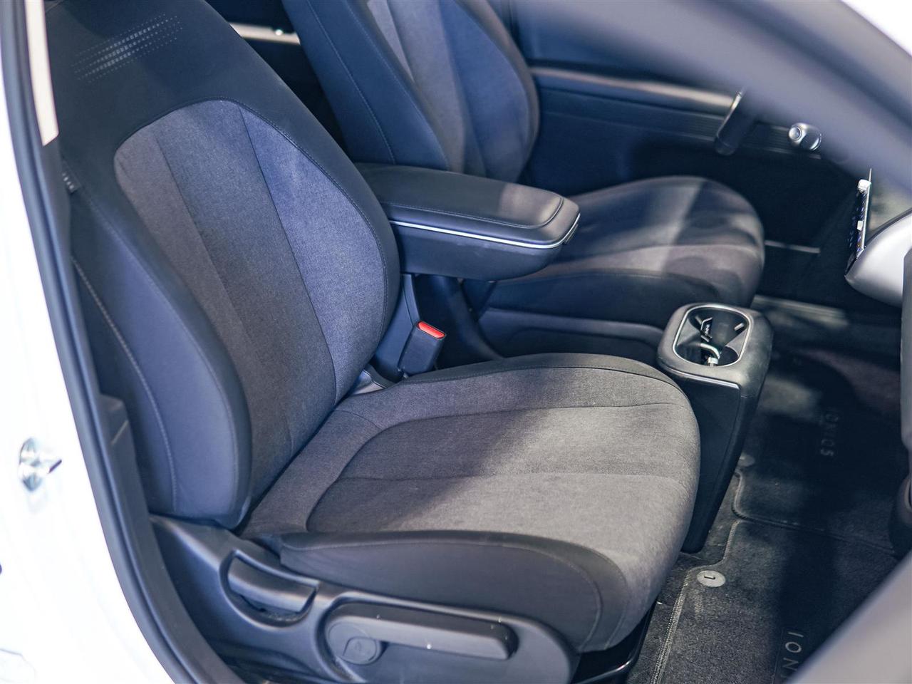2024 Hyundai IONIQ 5 PREFERRED AWD | LONG RANGE | NO ACCIDENTS Photo