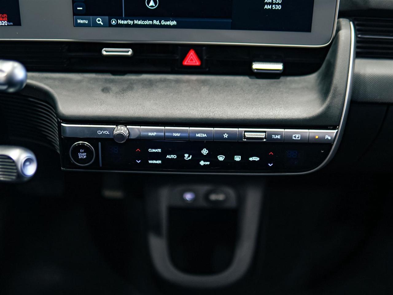 2024 Hyundai IONIQ 5 PREFERRED AWD | LONG RANGE | NO ACCIDENTS Photo