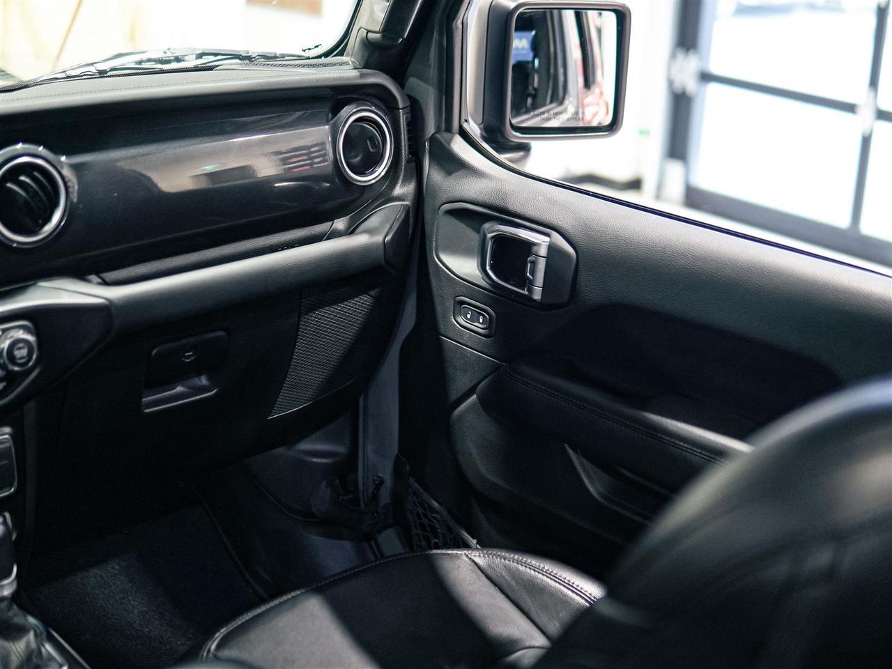 2023 Jeep Wrangler SAHARA ALTITUDE 4x4 | NO ACCIDENTS | LEATHER | DUAL TOP Photo