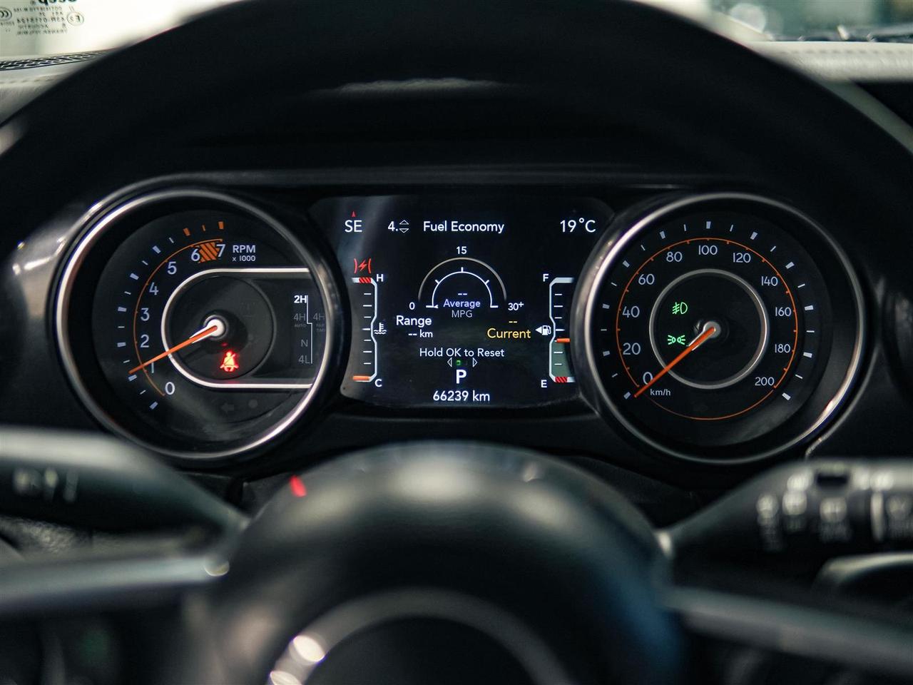 2023 Jeep Wrangler SAHARA ALTITUDE 4x4 | NO ACCIDENTS | LEATHER | DUAL TOP Photo