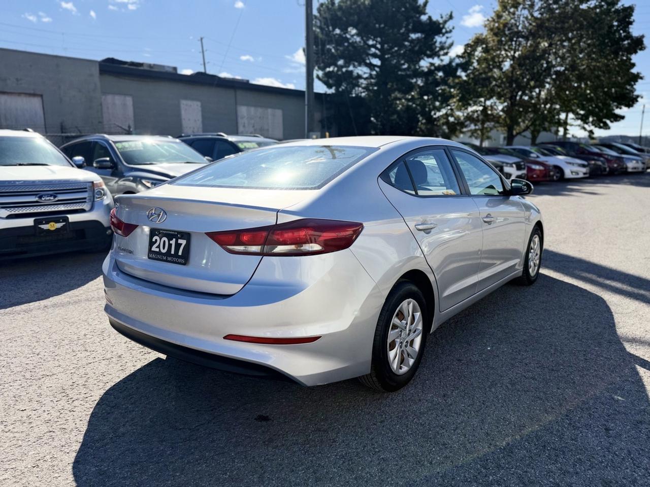 2017 Hyundai Elantra Limited CERTIFIED & DETAILED!!! Photo