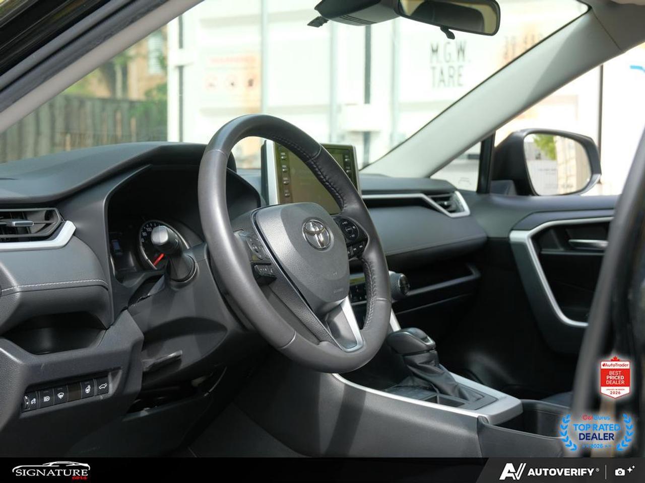 2022 Toyota RAV4 XLE Premium No Accident One Owner Photo