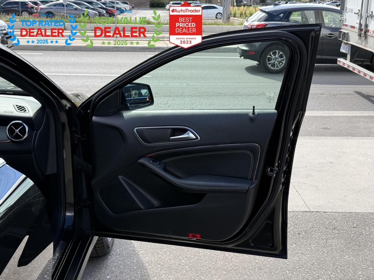 2020 Mercedes-Benz GLA PREMIUM PKG | AMBIENT LIGHTING | PANO | REAR CAMERA | NAVI | LOADED Photo