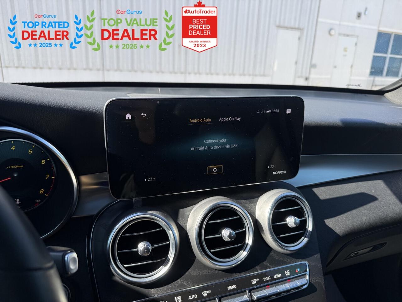 2020 Mercedes-Benz GLC //AMG PKG / MEMORY PKG | 360 CAMERA | AMBIENT LIGHTING | PANO | LOADED Photo