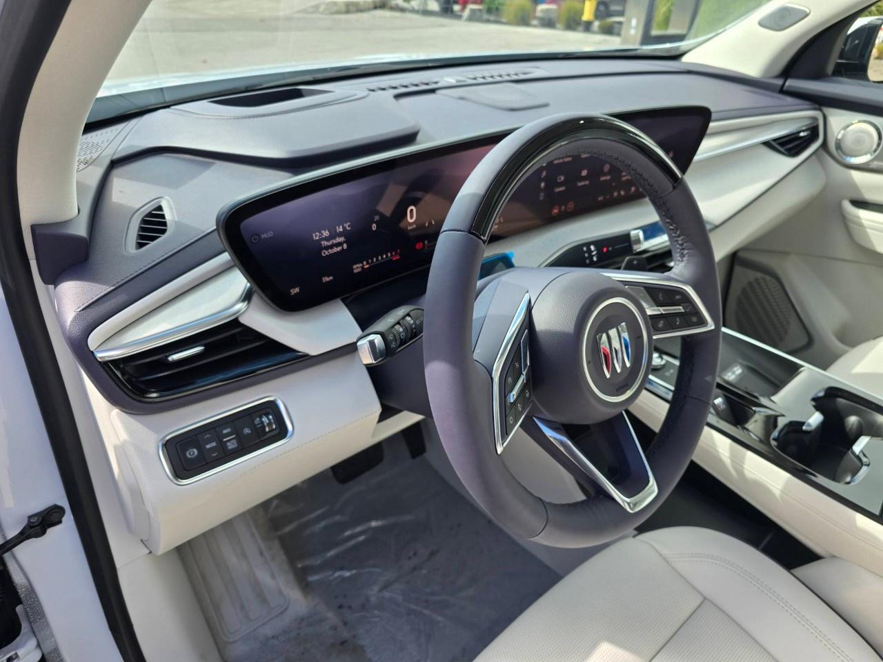 2027 Buick Enclave AWD 4dr Avenir Photo4