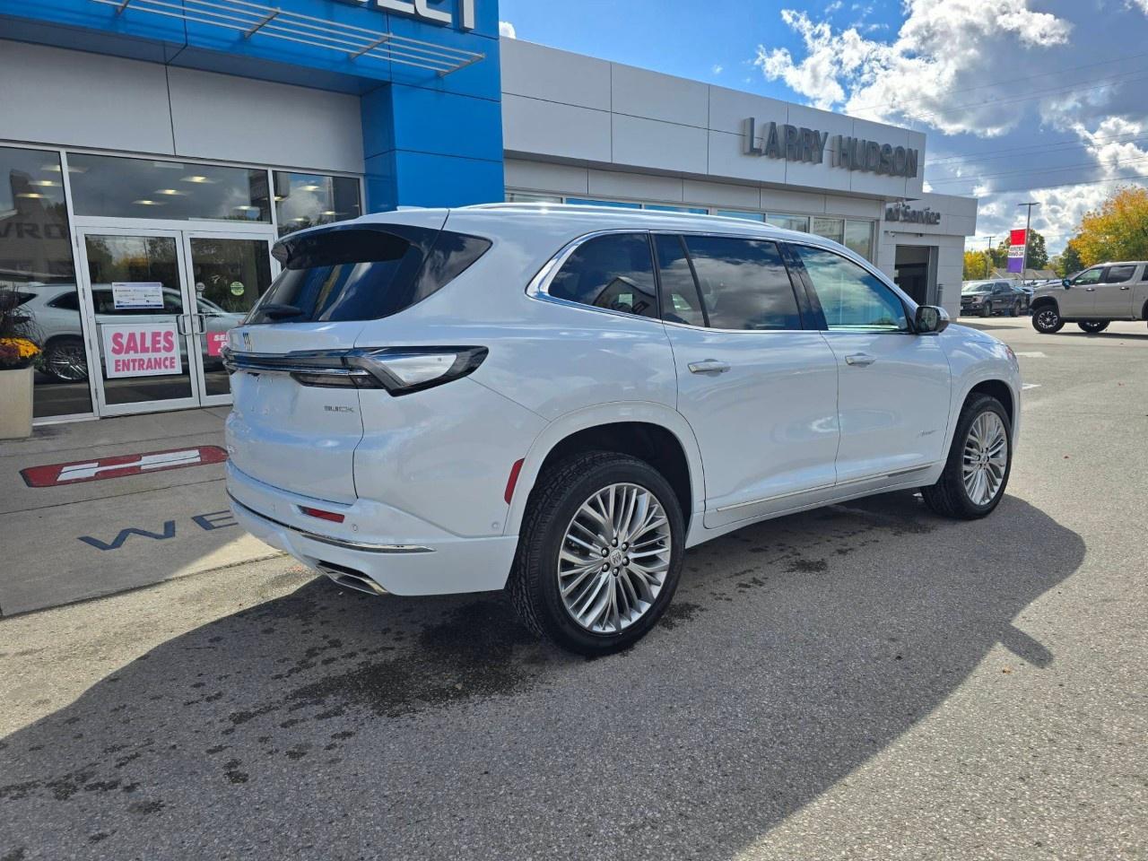 2027 Buick Enclave AWD 4dr Avenir Photo