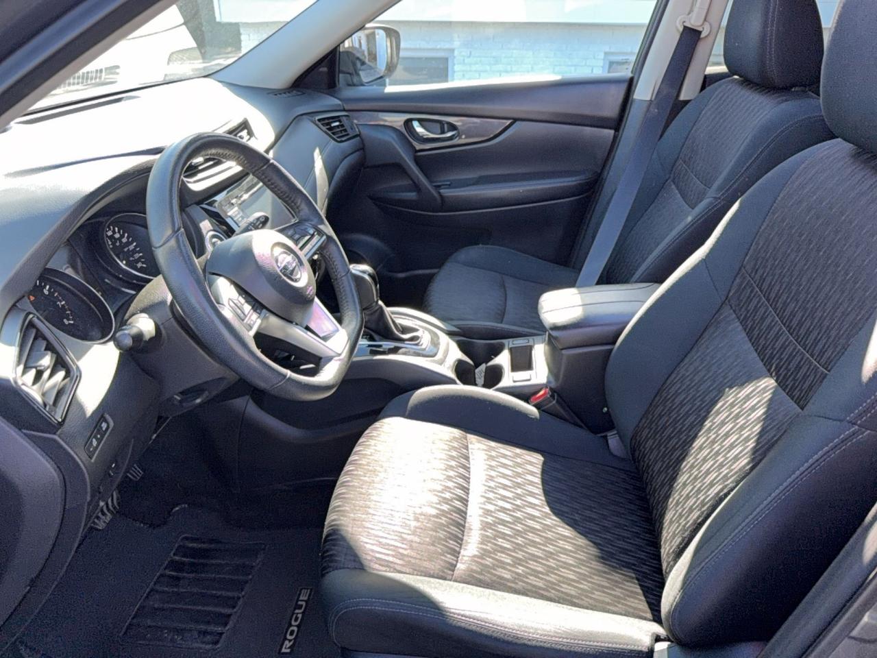 2019 Nissan Rogue SV-TECH-DRIVE ASSIST-NAVIGATION-360CAM-HEATED SEATS-SUNROOF Photo