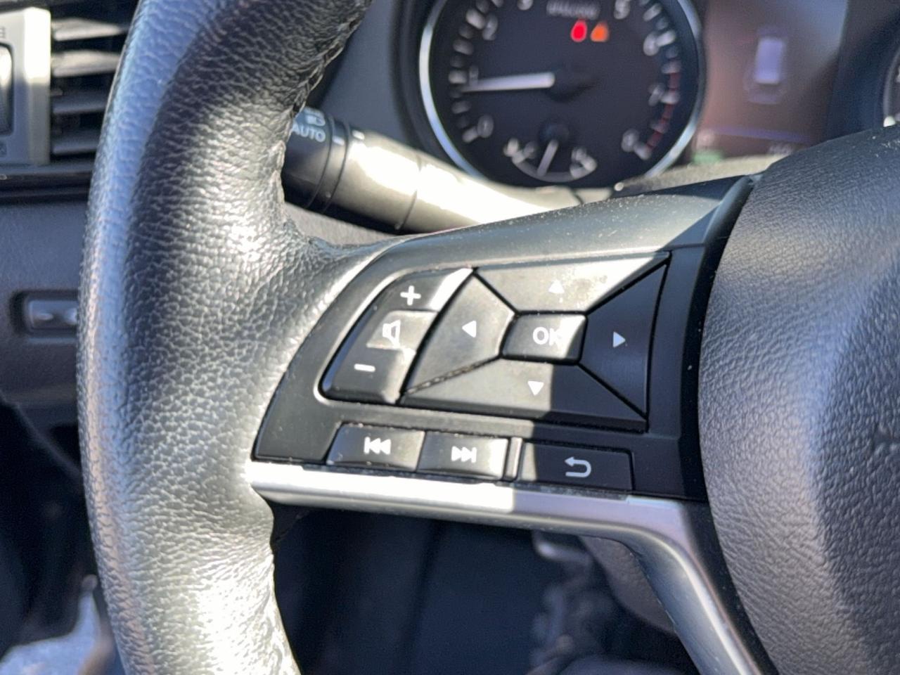 2019 Nissan Rogue SV-TECH-DRIVE ASSIST-NAVIGATION-360CAM-HEATED SEATS-SUNROOF Photo