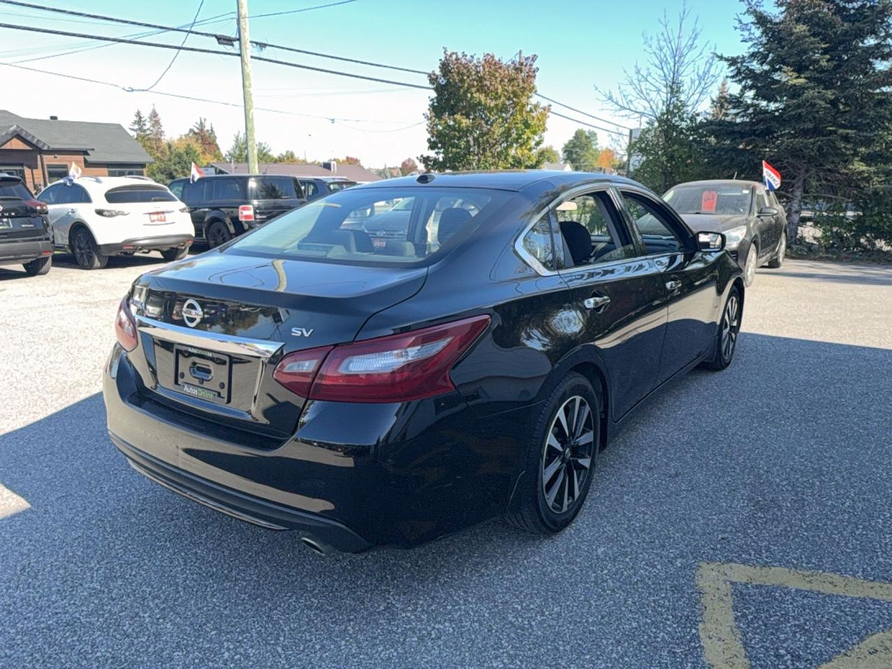 2018 Nissan Altima 2.5 SV-DRIVE ASSIST-POWER SUNROOF-HEATED SEATS-ALLOW WHEELS Photo