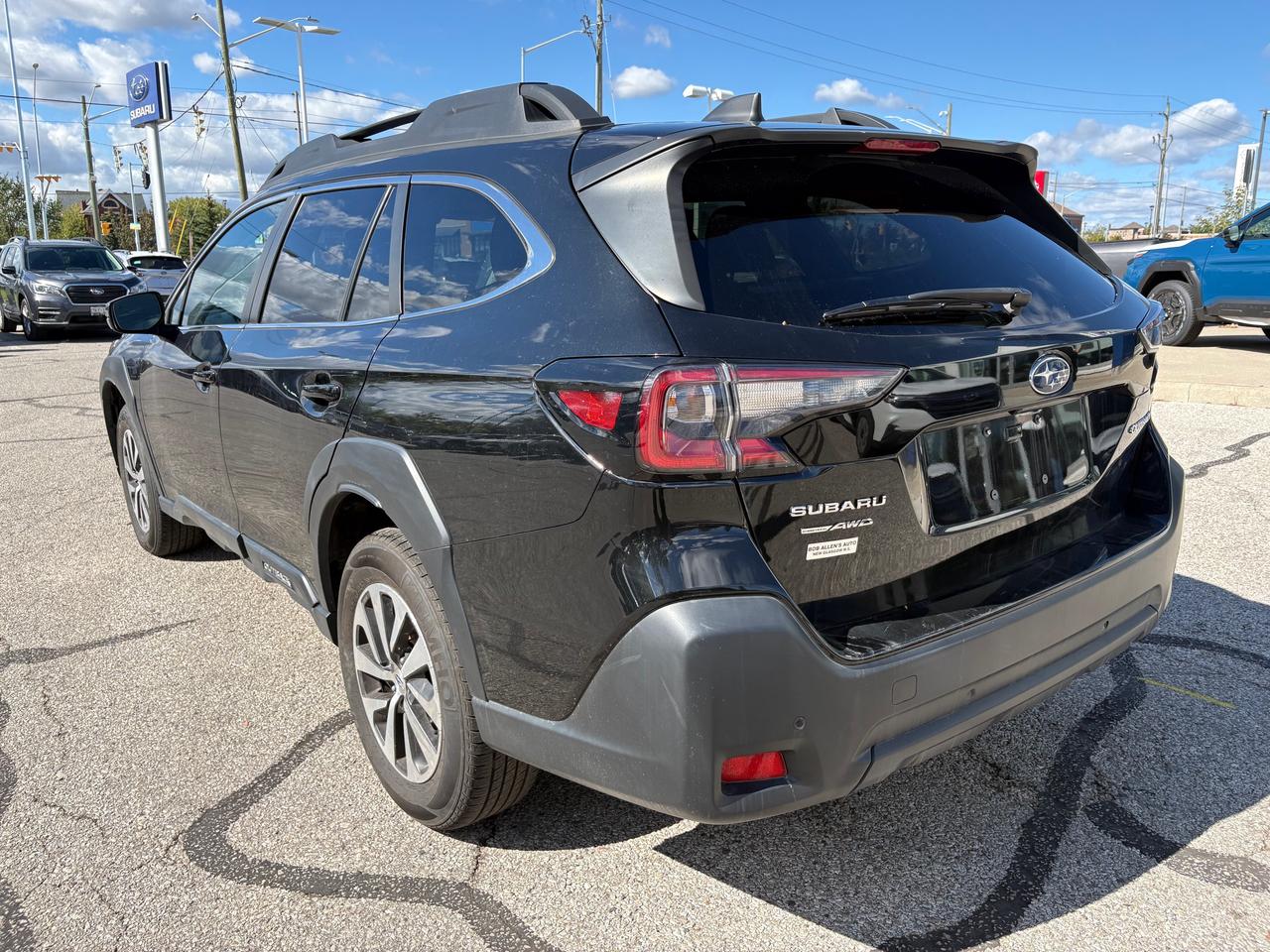 2024 Subaru Outback Touring NO ACCIDENTS!! Photo