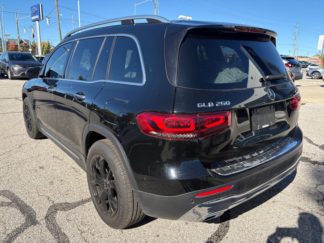 2023 Mercedes GLB 250 NO ACCIDENTS! LOW KM! Photo3