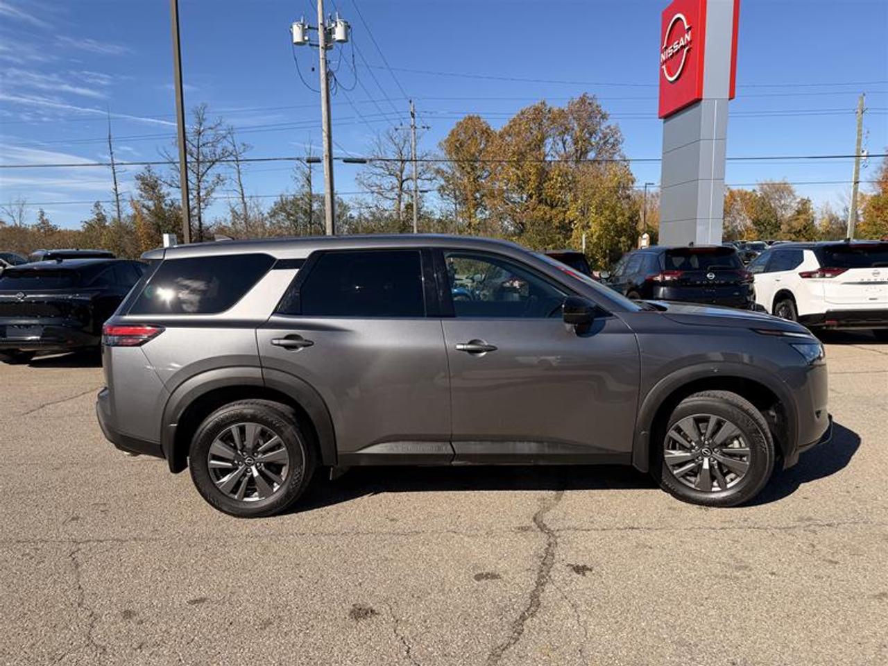 2024 Nissan Pathfinder S 4WD Photo