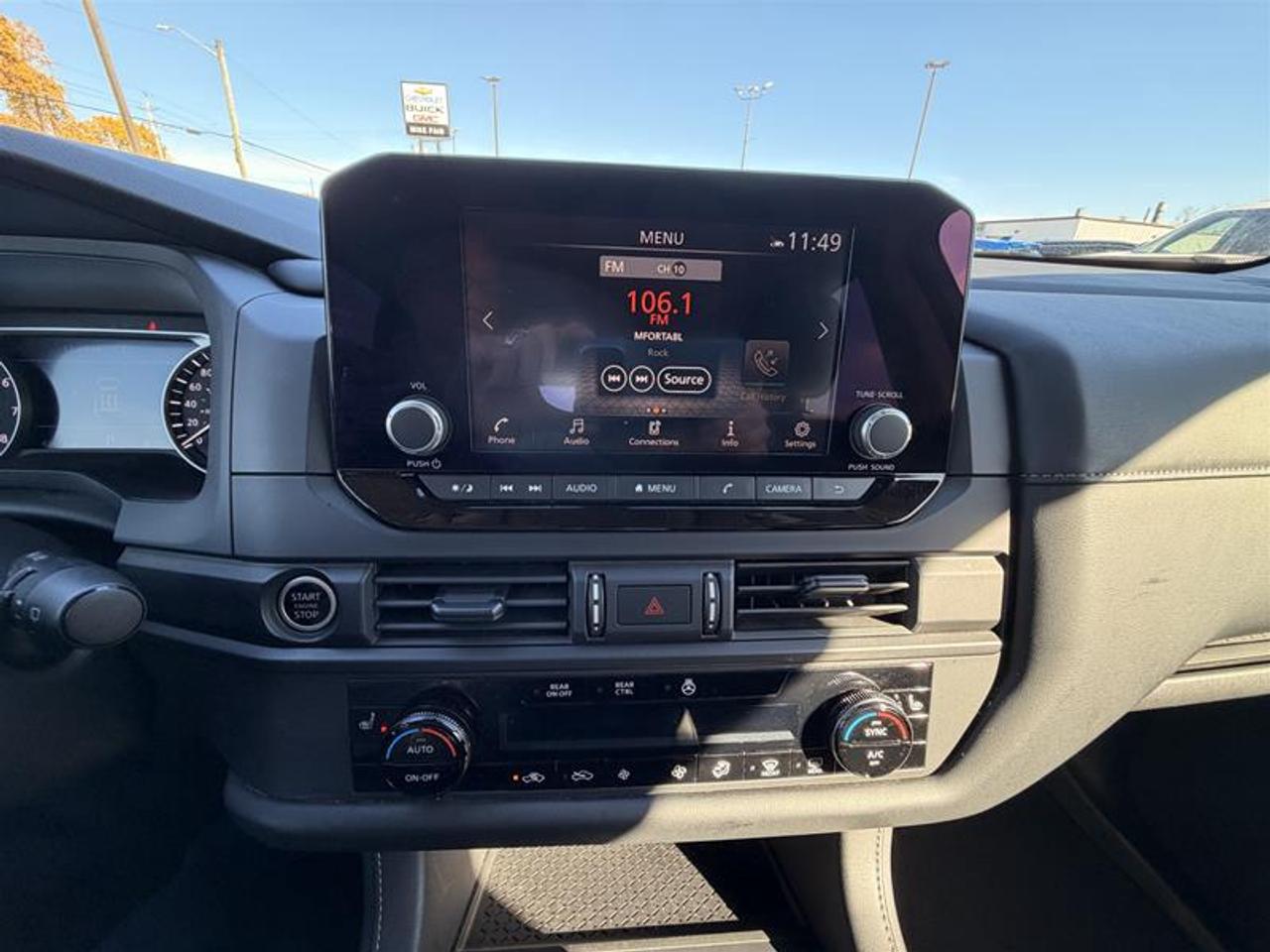 2024 Nissan Pathfinder S 4WD Photo