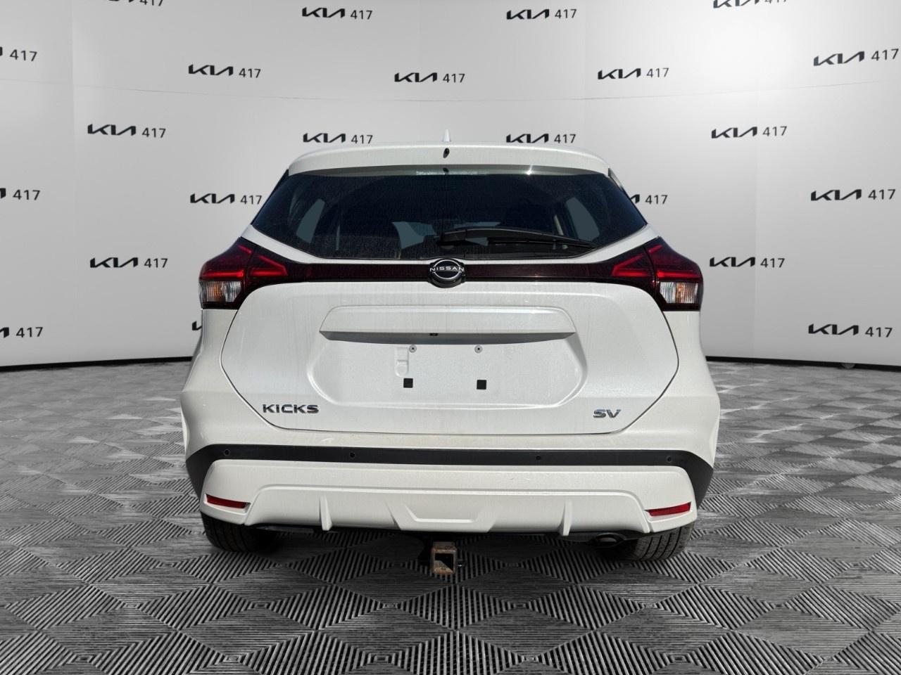 2022 Nissan Kicks SV FWD Photo