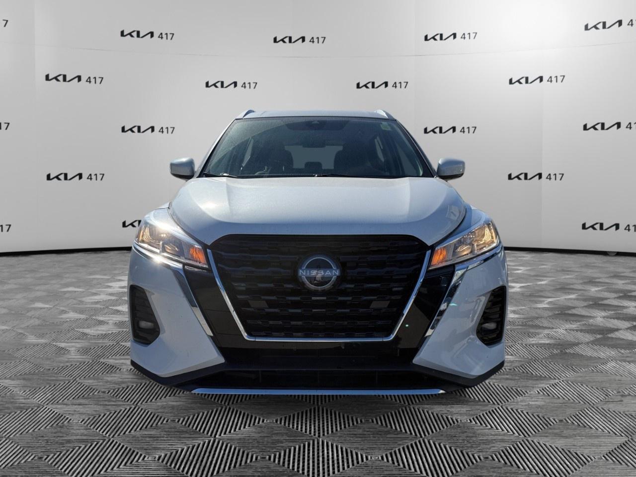 2022 Nissan Kicks SV FWD Photo