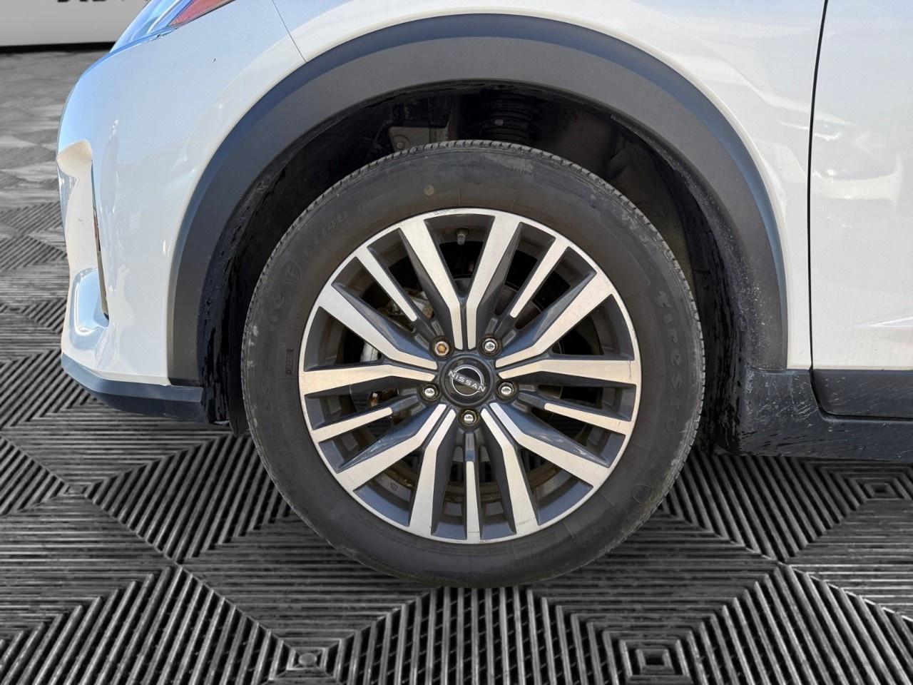 2022 Nissan Kicks SV FWD Photo