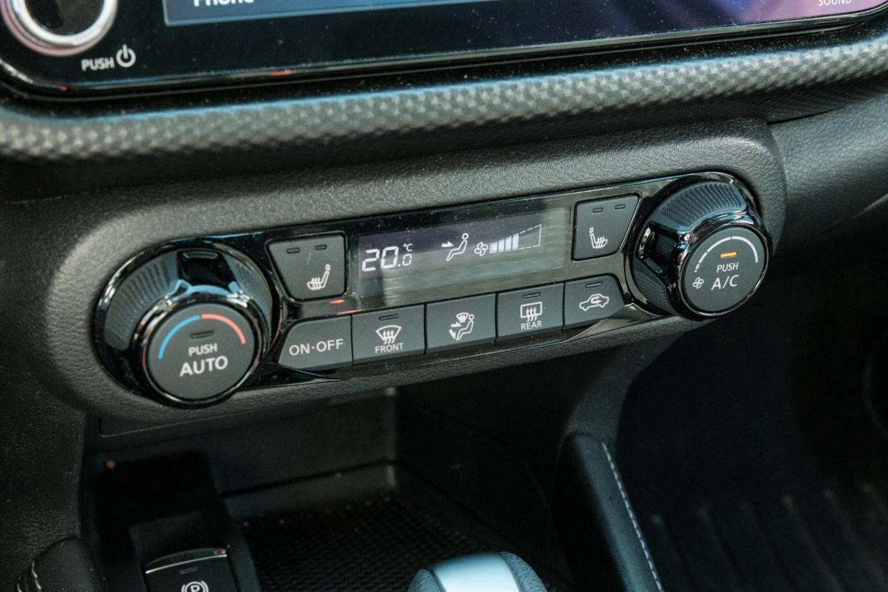 2022 Nissan Kicks SV FWD Photo