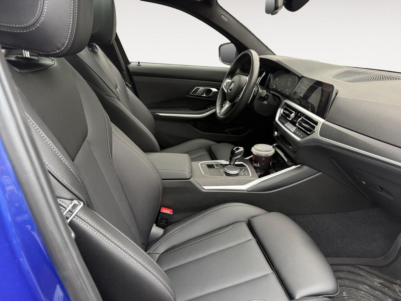 2022 BMW 3 Series 330i xDrive Sedan North America Photo