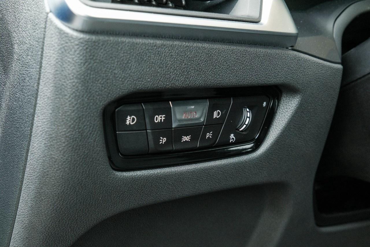 2022 BMW 3 Series 330i xDrive Sedan North America Photo