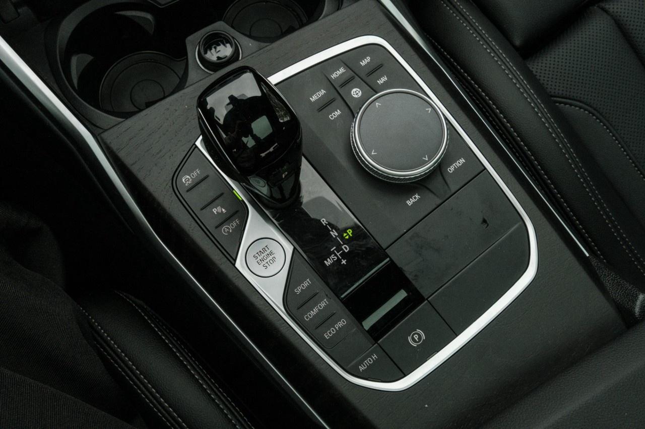 2022 BMW 3 Series 330i xDrive Sedan North America Photo