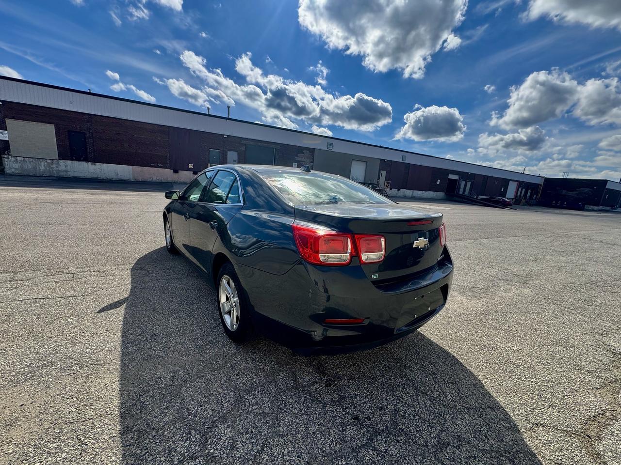 2014 Chevrolet Malibu LT Photo