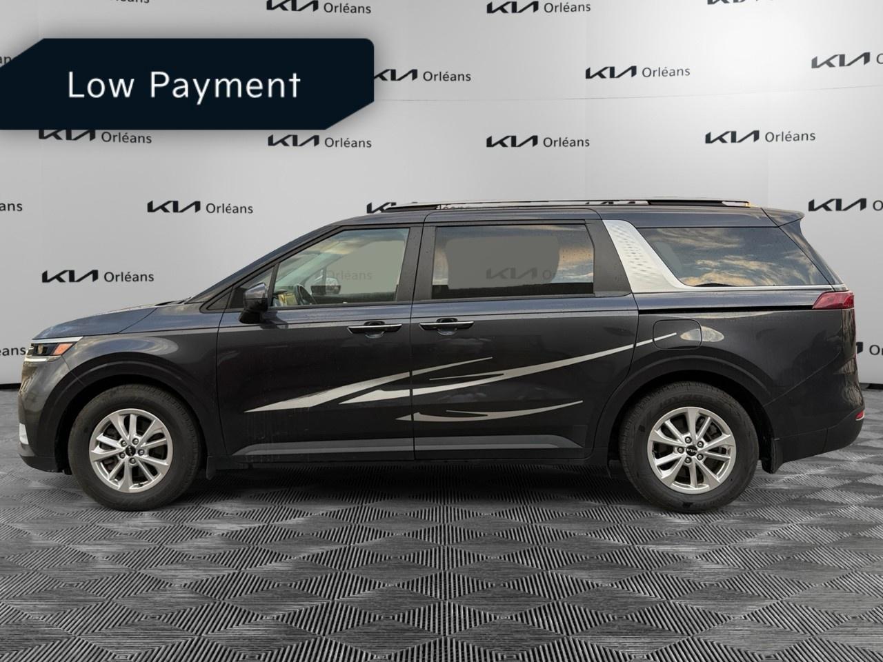 2023 Kia Carnival LX  FWD Photo5