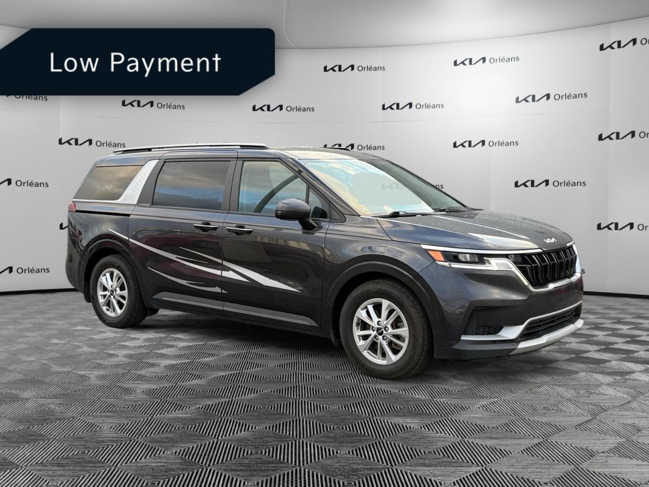 2023 Kia Carnival LX  FWD Photo