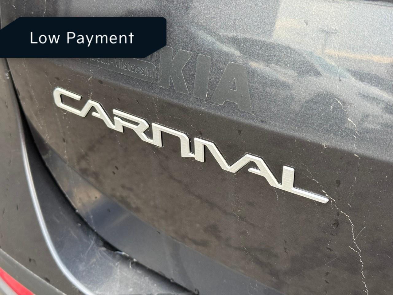 2023 Kia Carnival LX  FWD Photo