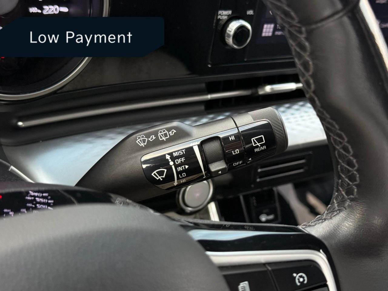 2023 Kia Carnival LX  FWD Photo