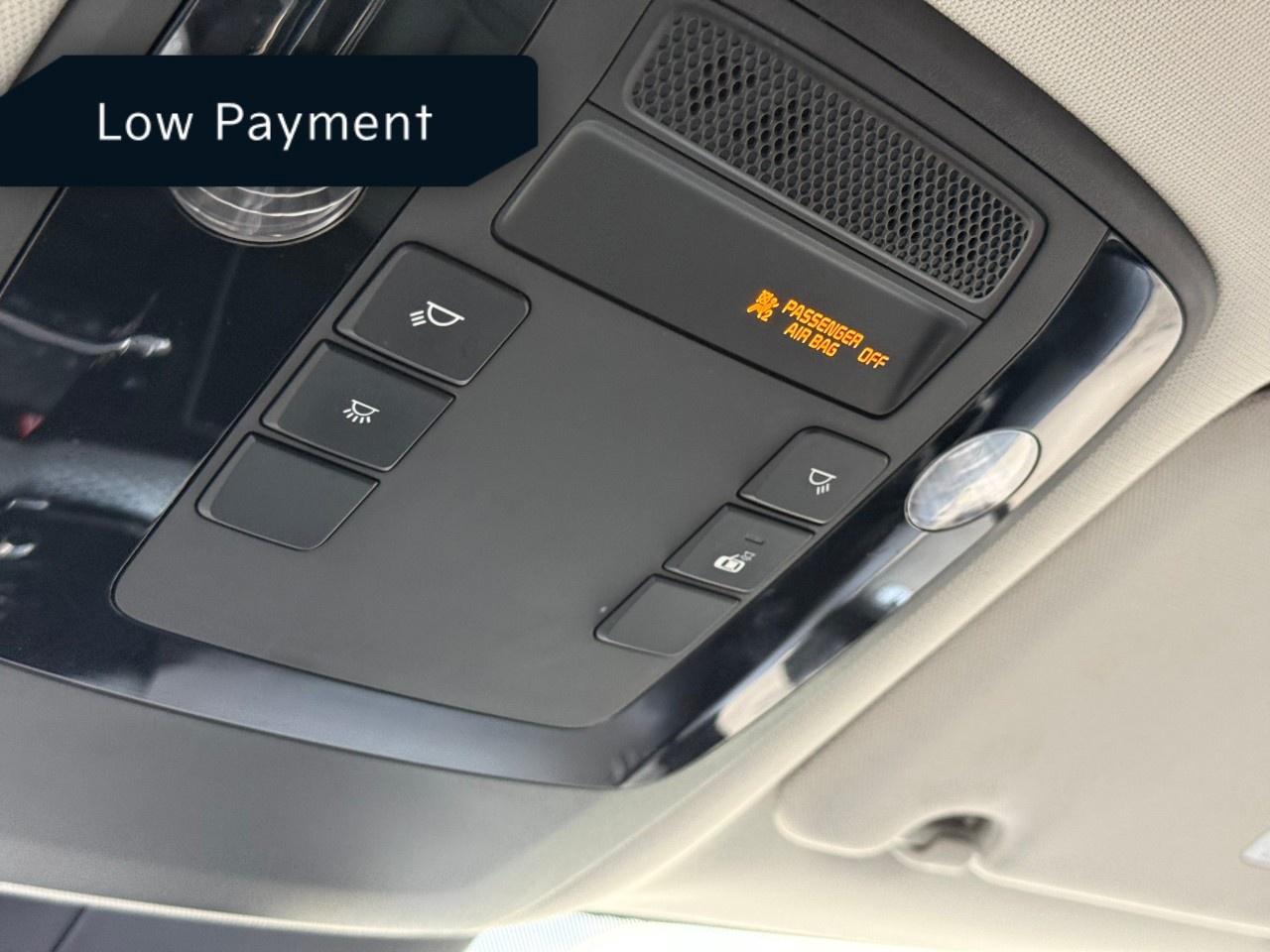 2023 Kia Carnival LX  FWD Photo