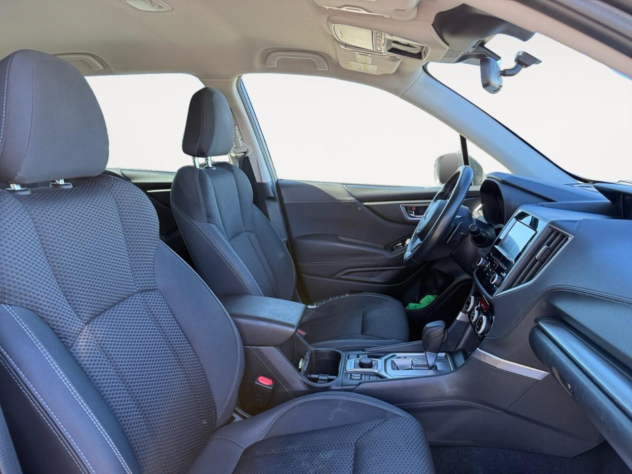 2022 Subaru Forester Convenience CVT Photo
