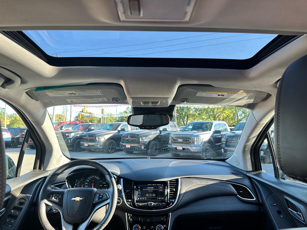 2018 Chevrolet Trax PremierAWD HTD-Leather Sunroof RemStart XM BOSE AC Photo