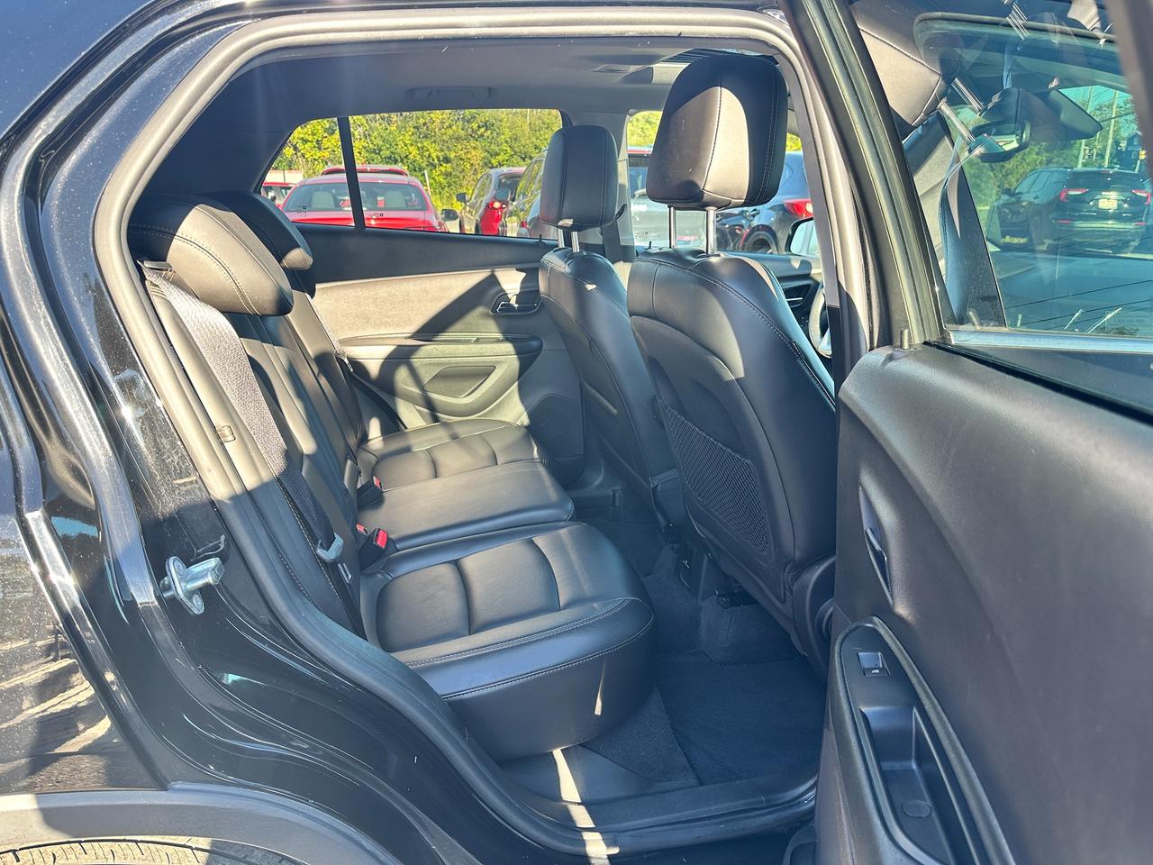 2018 Chevrolet Trax PremierAWD HTD-Leather Sunroof RemStart XM BOSE AC Photo