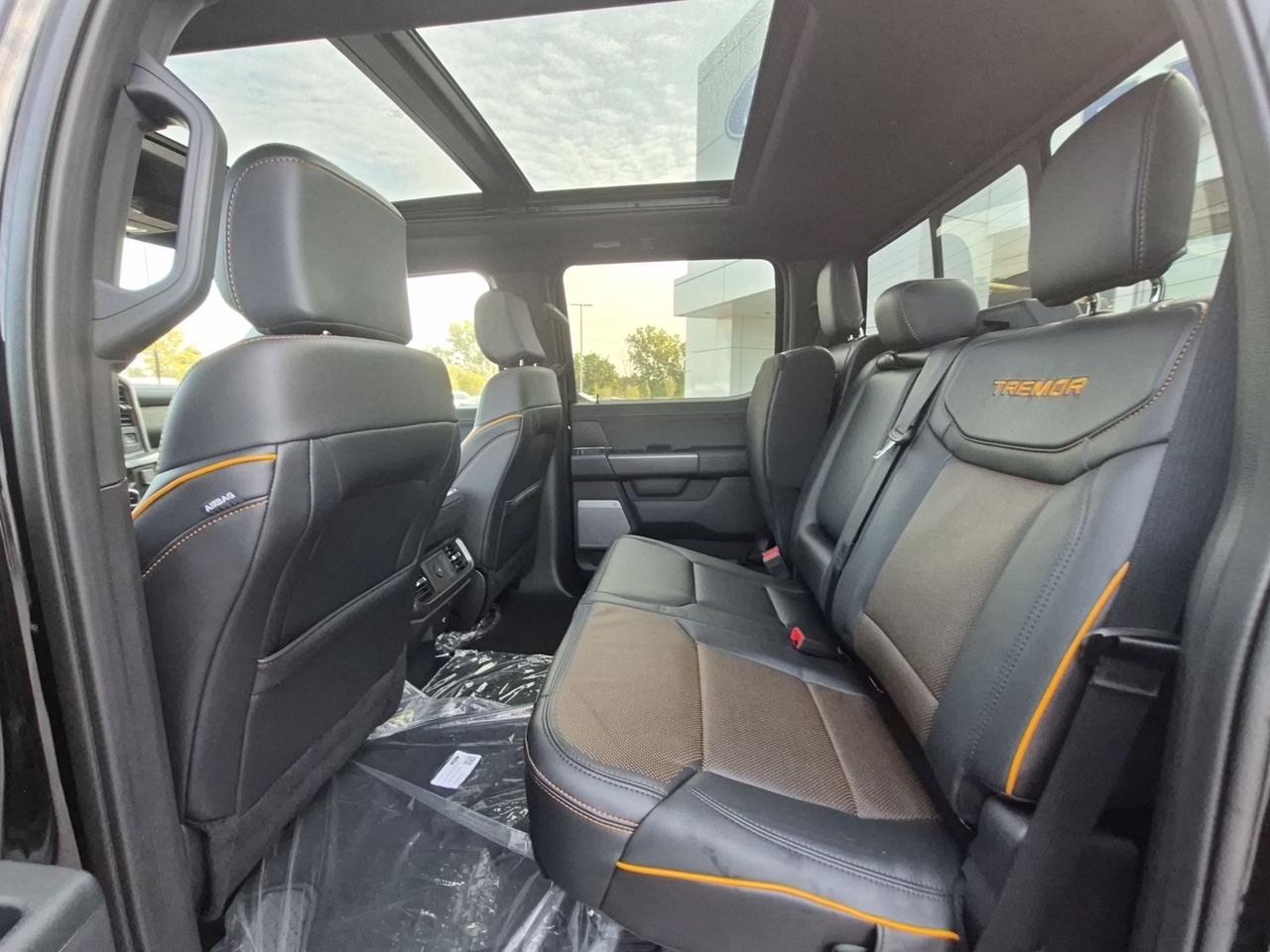 2026 Ford F-150 TREMOR, MOONROOF, PRO POWER, TOW/HAUL PKG Photo