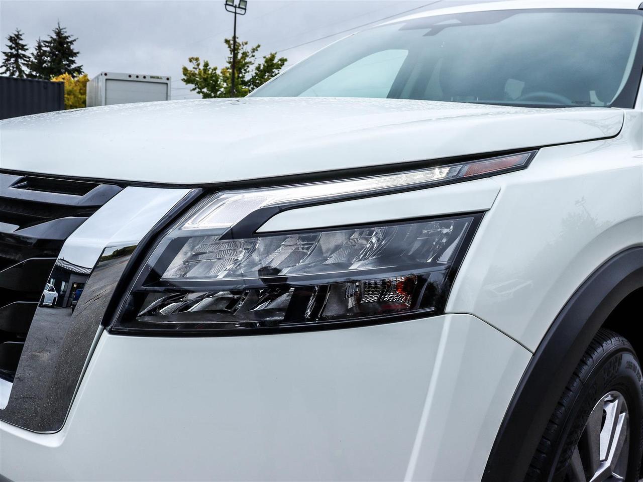 2025 Nissan Pathfinder S 4WD Photo