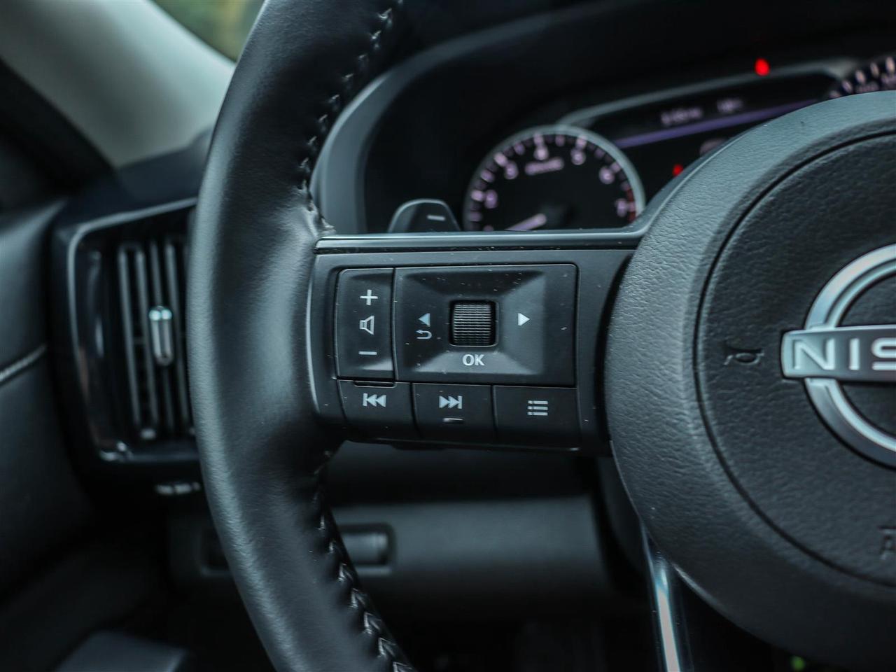 2025 Nissan Pathfinder S 4WD Photo