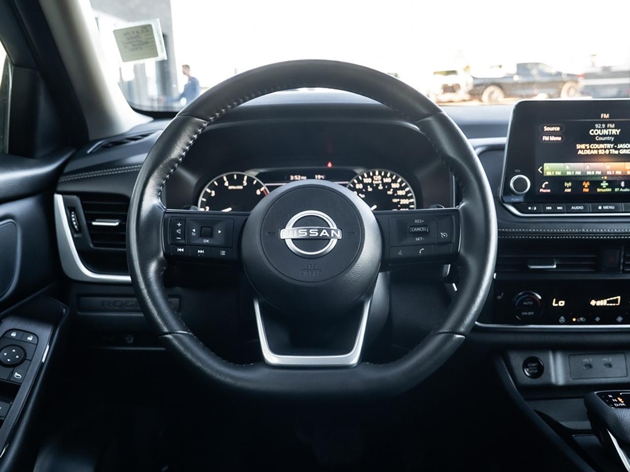 2024 Nissan Rogue AWD S Photo31