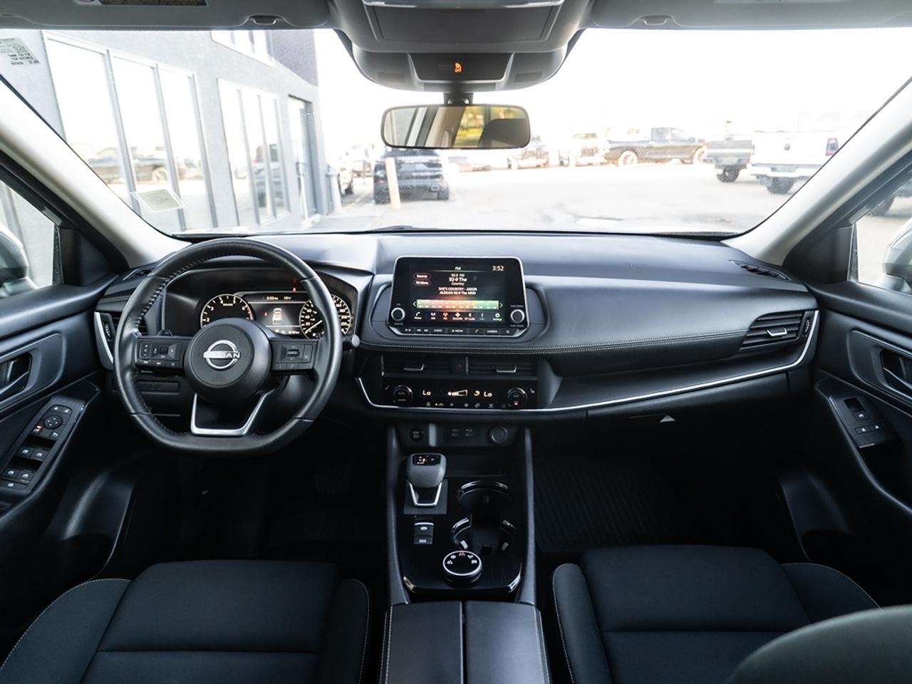 2024 Nissan Rogue AWD S Photo28