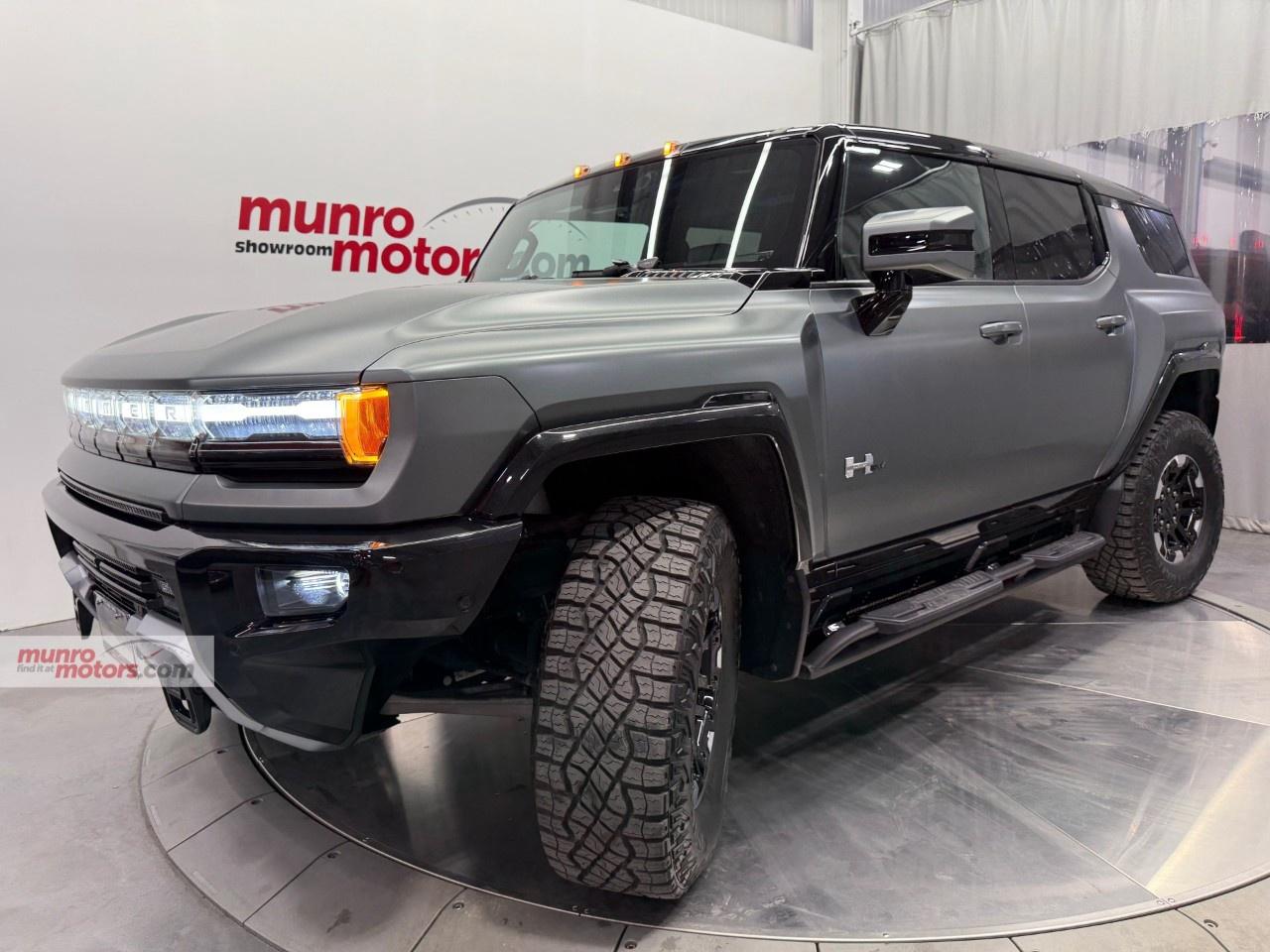 2024 GMC HUMMER EV SUV e4WD 4dr 3X Photo