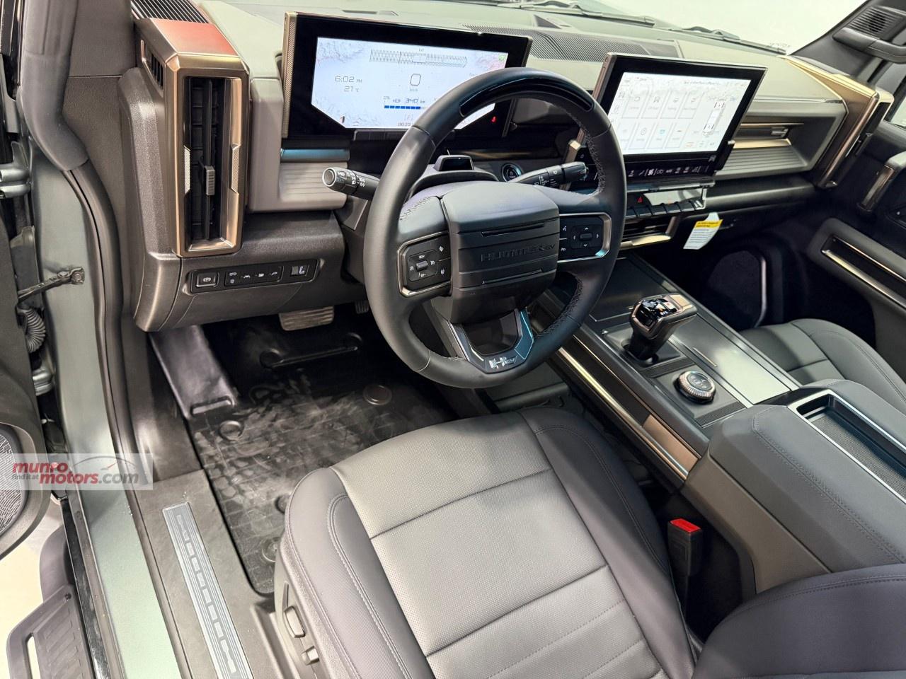 2024 GMC HUMMER EV SUV e4WD 4dr 3X Photo