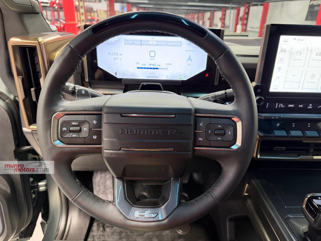 2024 GMC HUMMER EV SUV e4WD 4dr 3X Photo