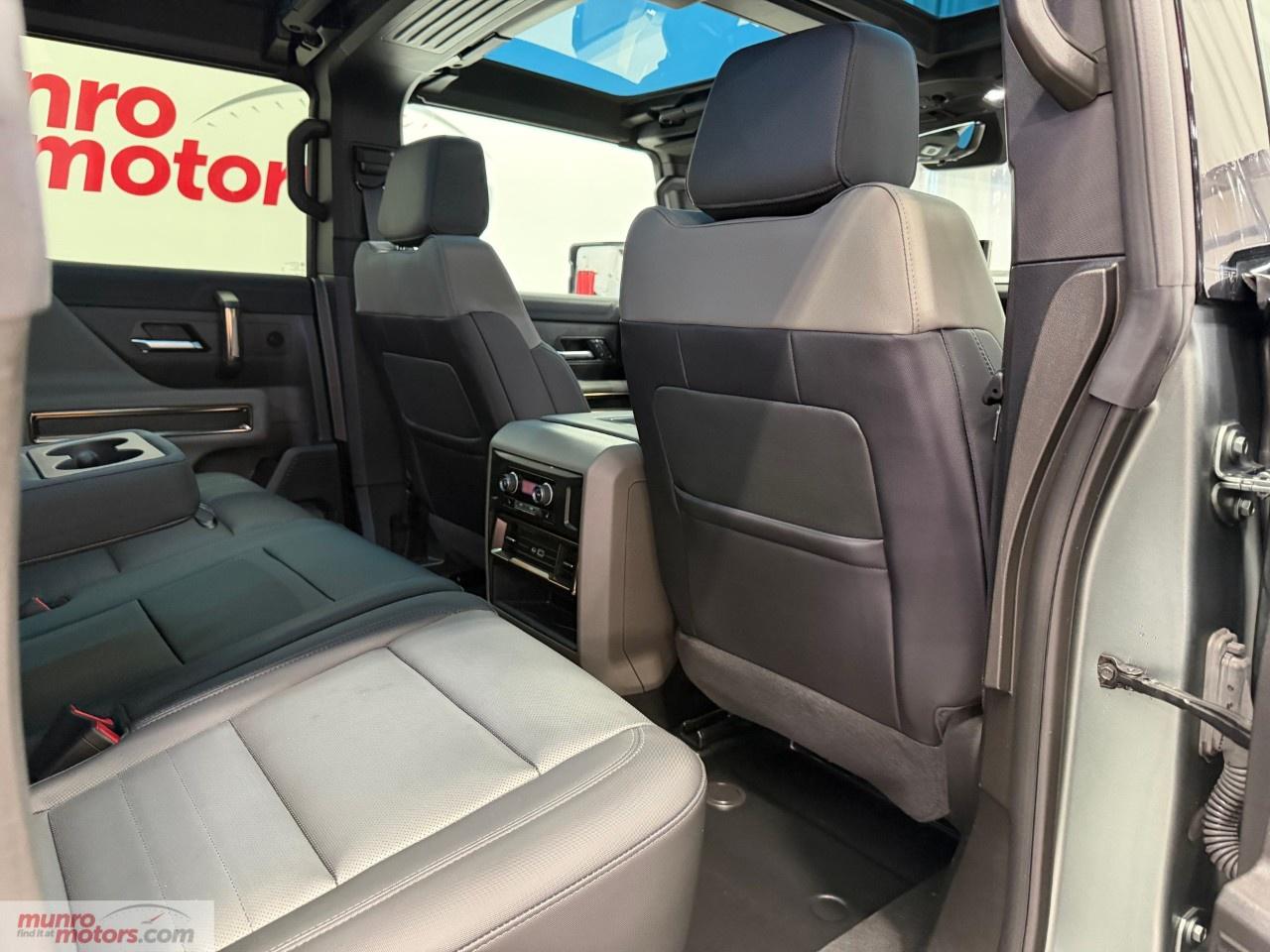 2024 GMC HUMMER EV SUV e4WD 4dr 3X Photo